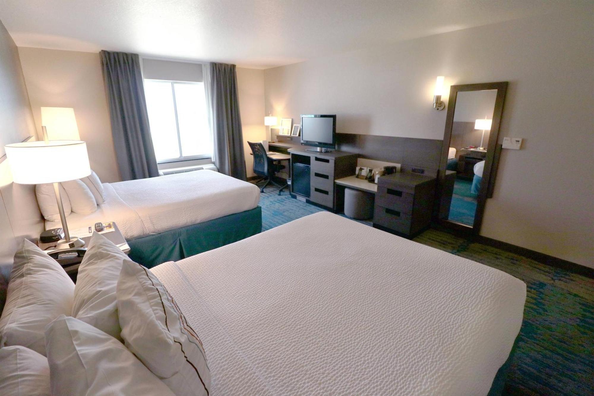 Fairfield Inn & Suites Des Moines Airport Экстерьер фото