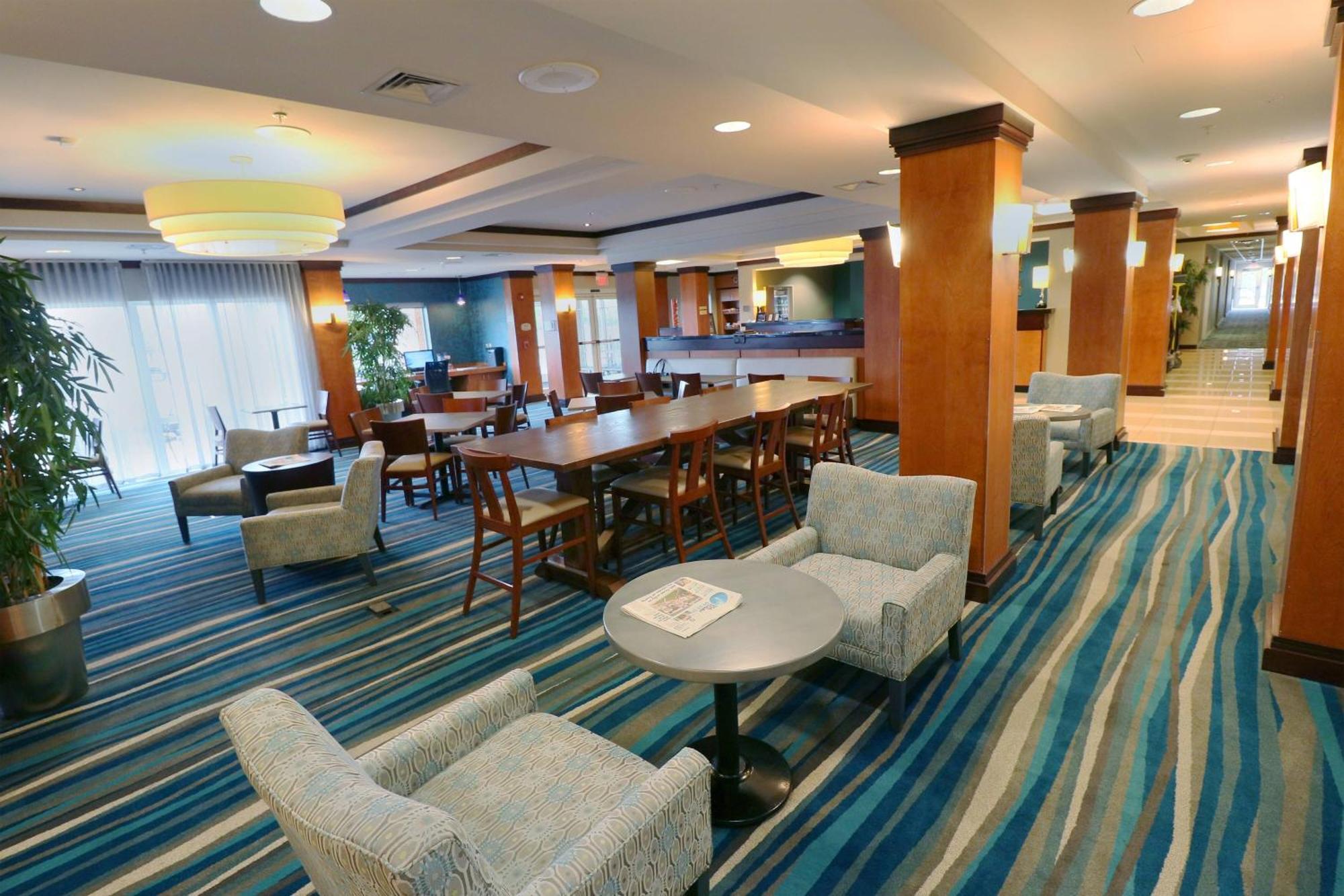Fairfield Inn & Suites Des Moines Airport Экстерьер фото